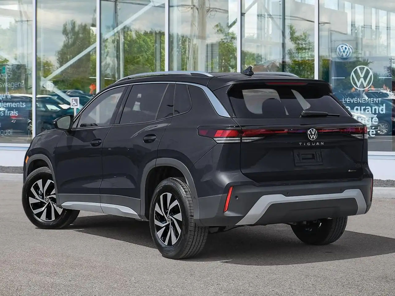Volkswagen Tiguan снимка Volkswagen Tiguan