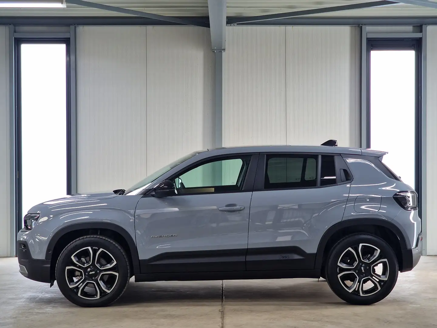 Jeep Avenger 1.2 e-Hybrid Summit | Leder & Winter pack | Elek. Grijs - 2