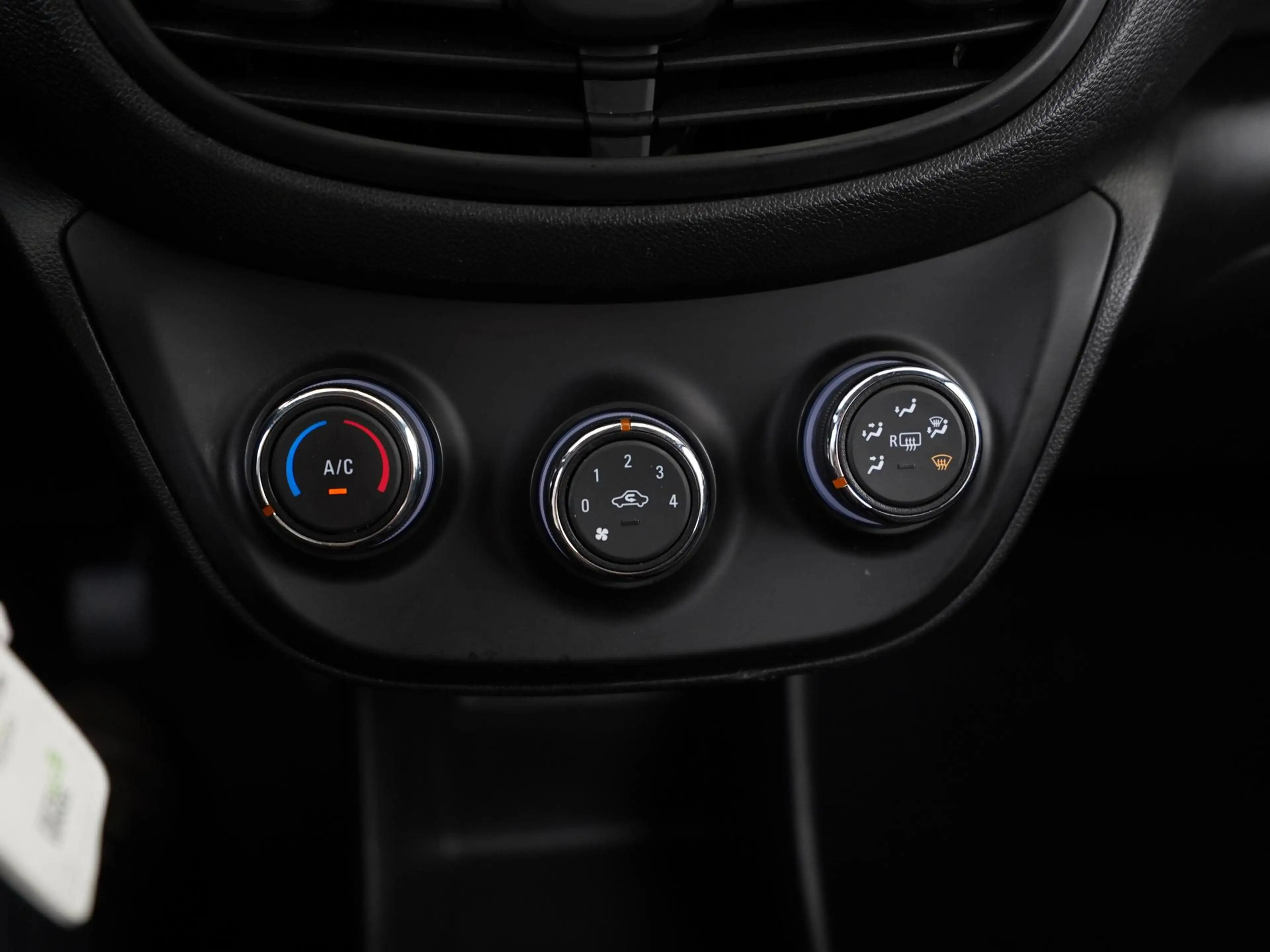 Opel Karl 1.0 ecoFLEX 120 Jaar Edition | Airco | Zondag Open — photo 11