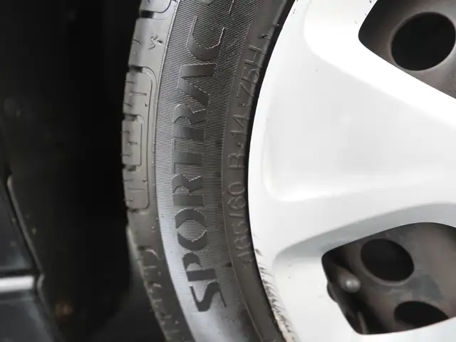 Opel Karl view 23