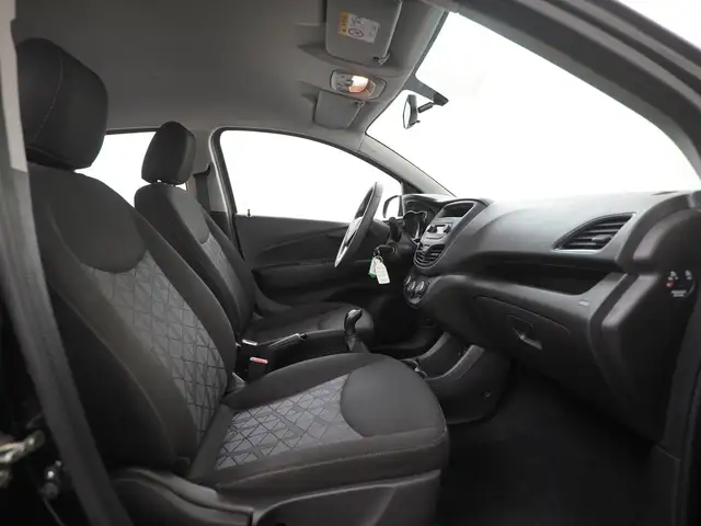 Opel Karl view 3