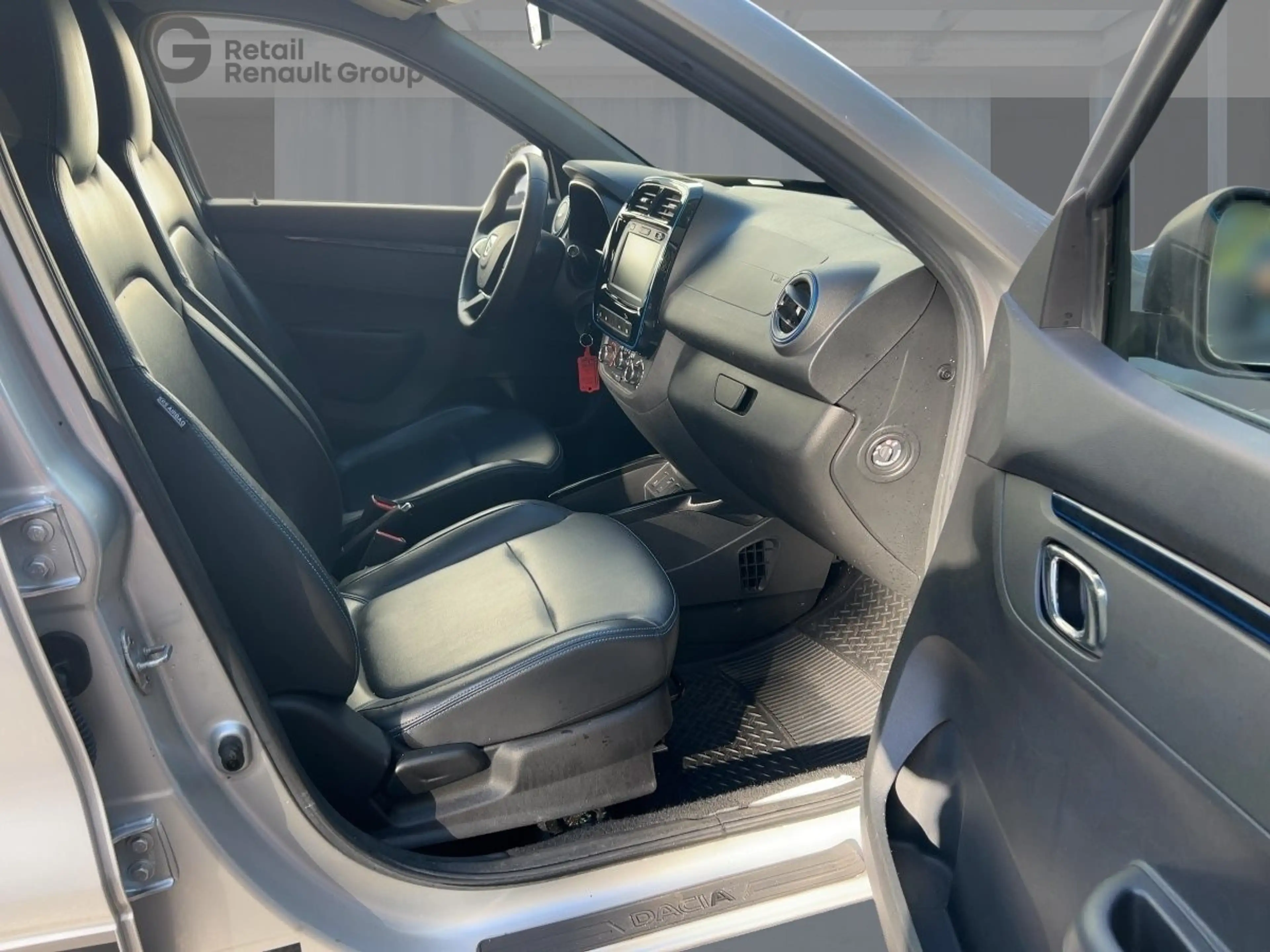 Dacia Spring Business KLIMA LED-Tagfahrlicht BT ABS ESP Tagfahrlicht — photo 8