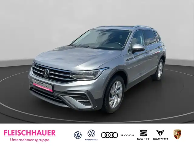 Volkswagen Tiguan Allspace 1.5 TSI DSG 7 Sitzer AHK klappbar Navi Digitales C