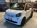 smart forTwo Fortwo III 2015 1.0 (sport edition1) 71cv twinamic Weiß - thumbnail 2