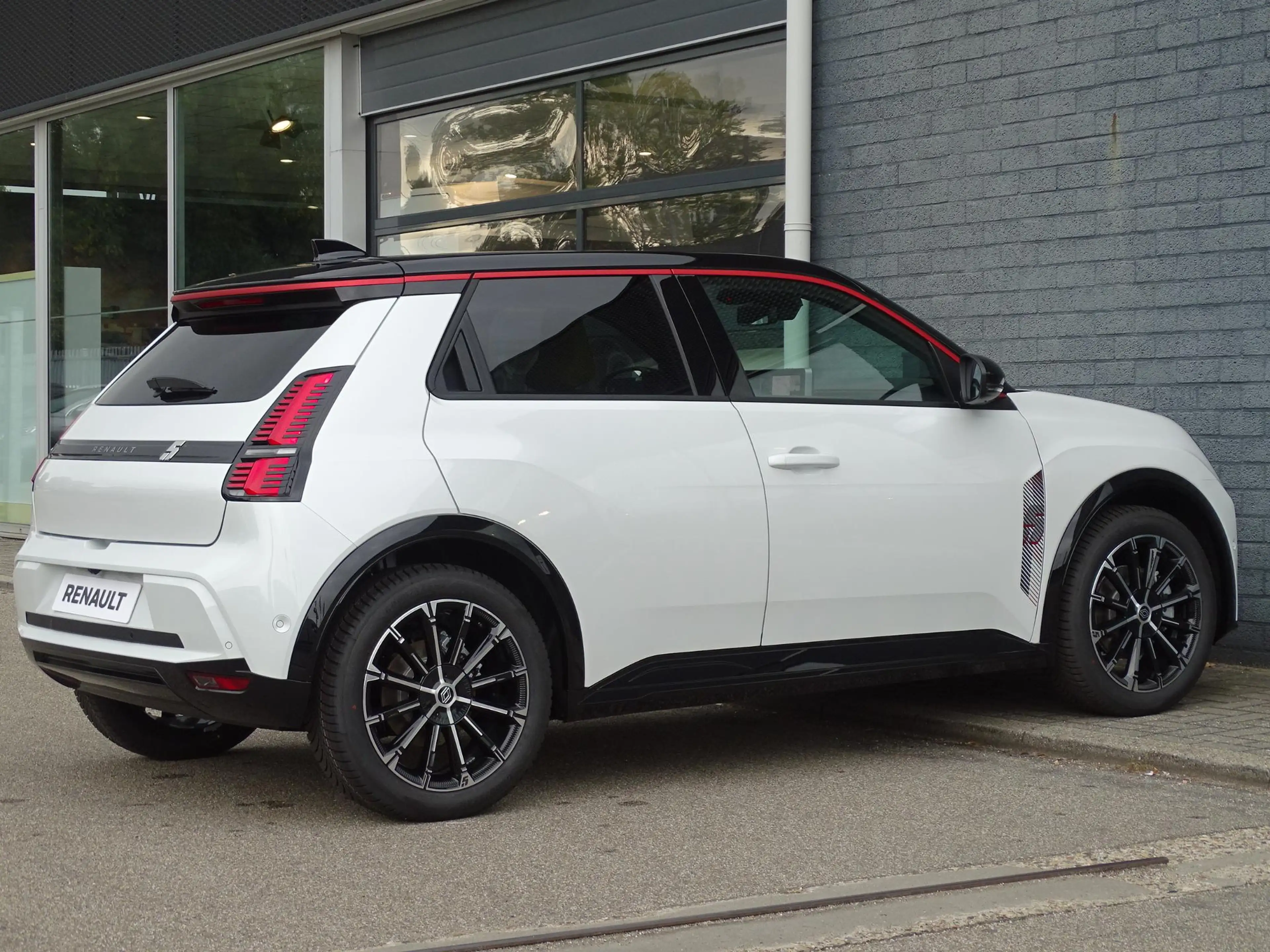 Renault R 5 urban range iconic cinq 40 kWh NU 5 JAAR GARANTIE! — photo 2