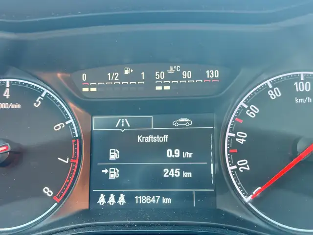 Opel Corsa view 9