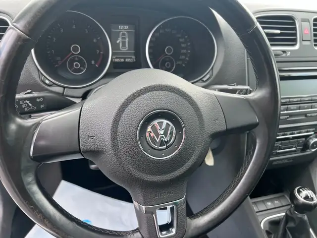Volkswagen Golf view 14