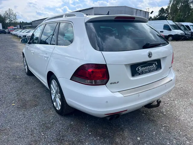 Volkswagen Golf view 6