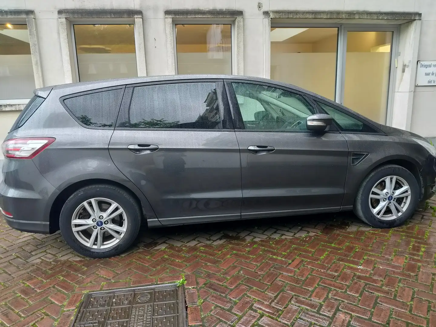 Ford S-Max S-Max 1.5 Eco Boost Business- probleem cilinder 3 Grijs - 2