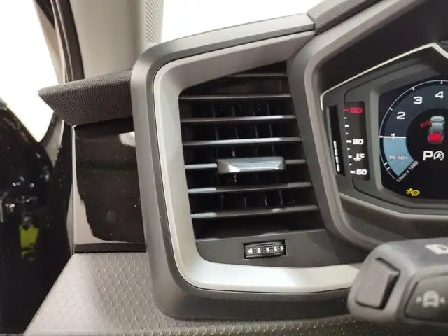 Audi A1 view 11