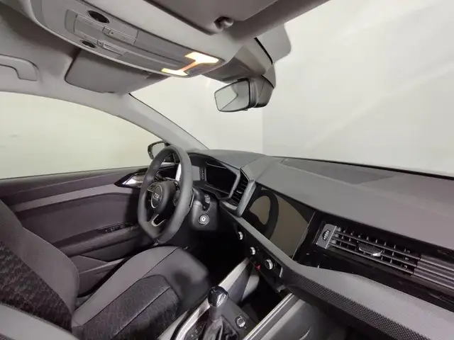Audi A1 view 13