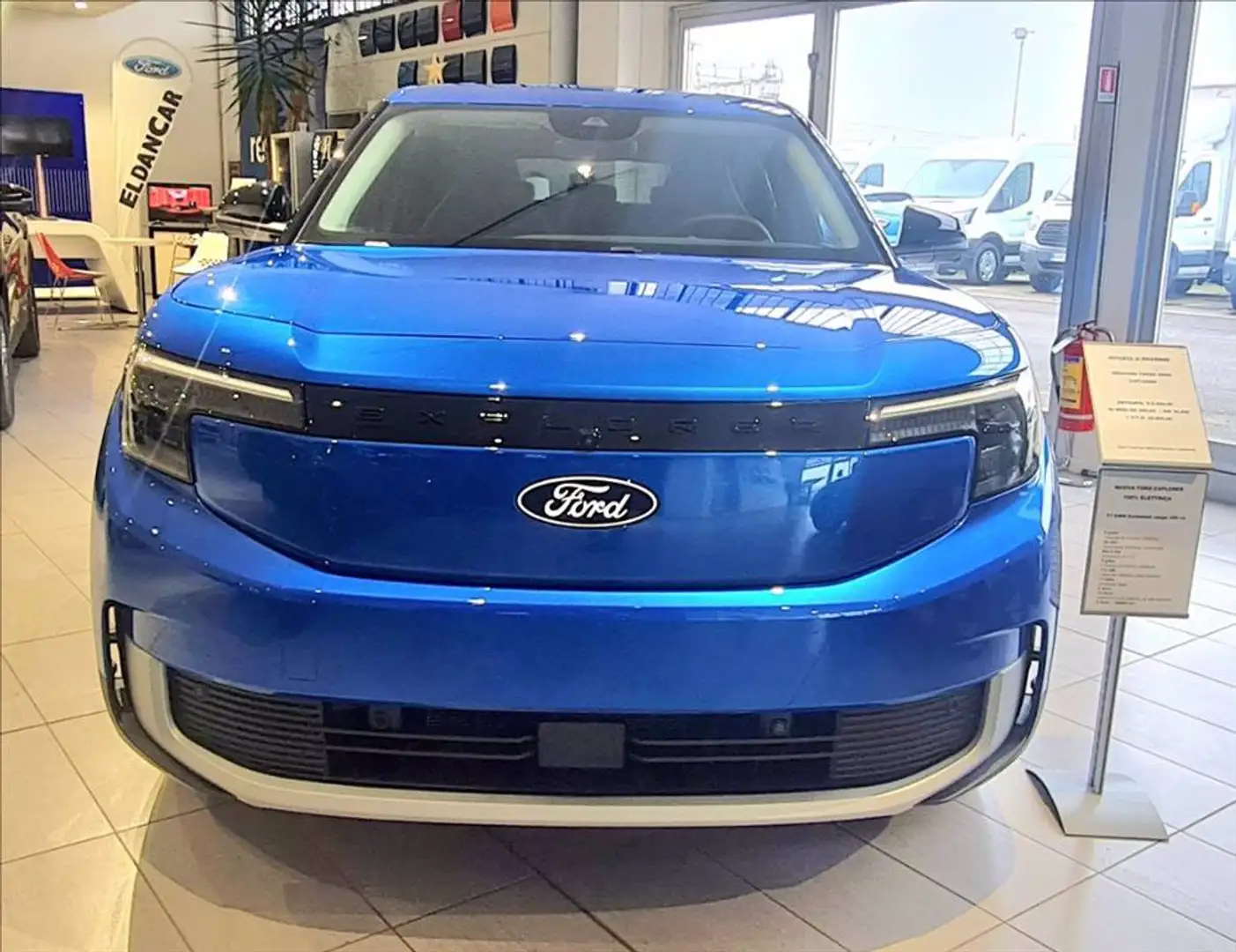 Ford Explorer EV 77kWh Extended Range Premium rwd Azul - 2