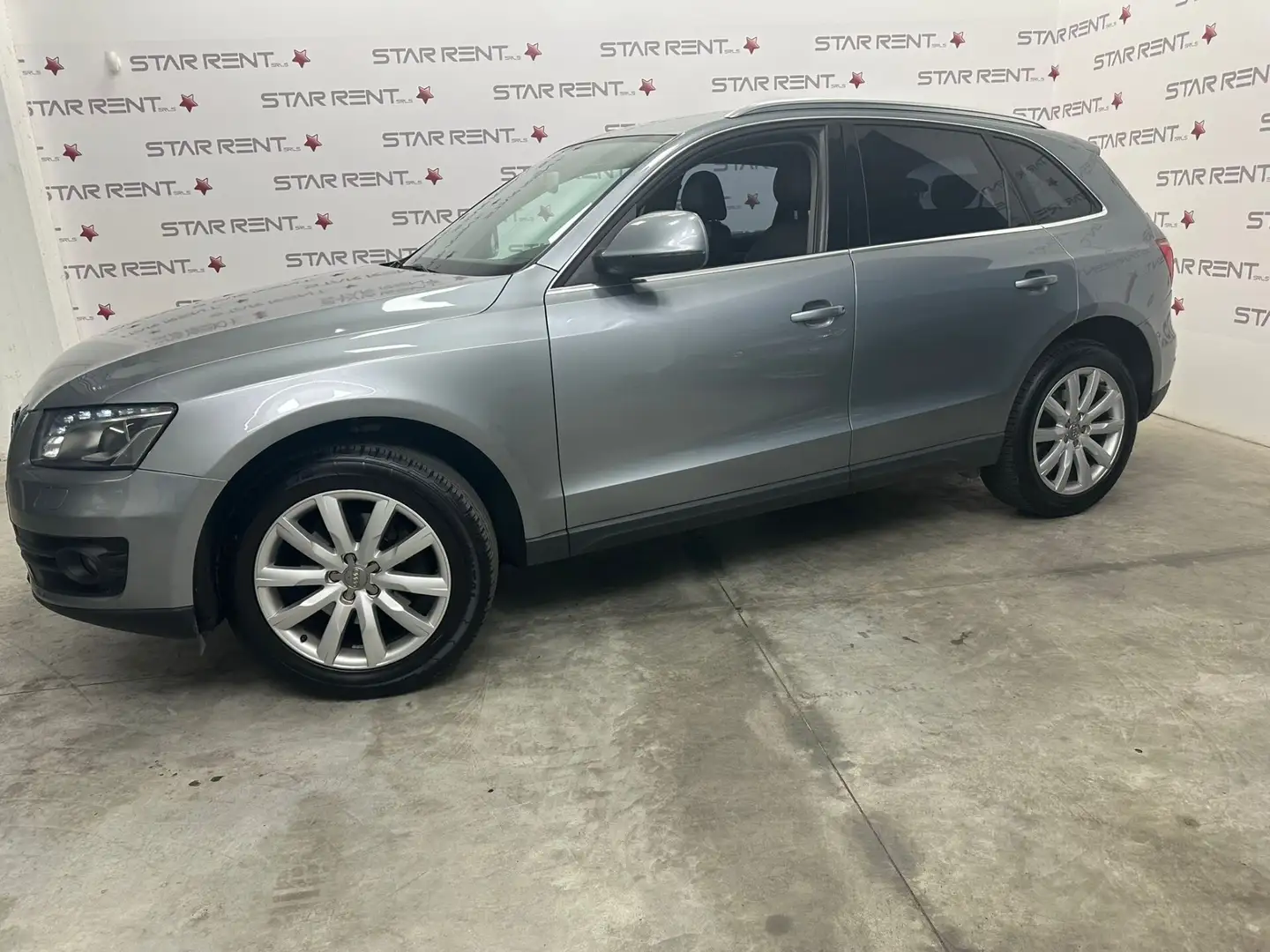 Audi Q5 3.0 V6 TDI quattro S tronic Grigio - 2