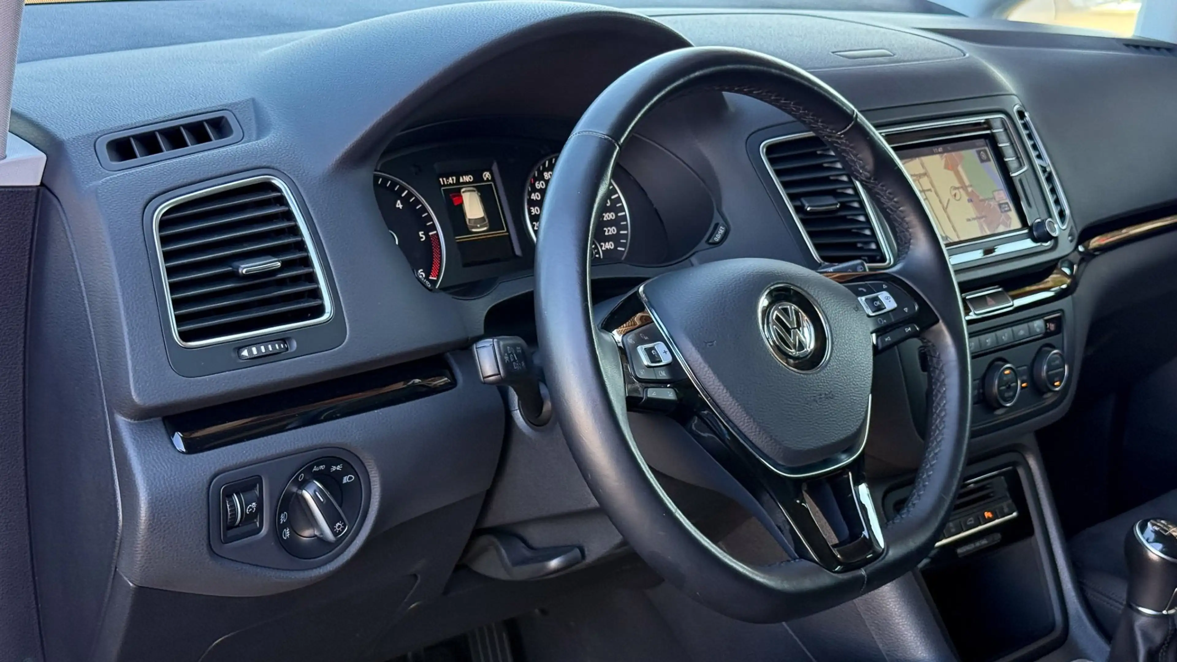 Volkswagen Sharan Business+ SCR 2,0 TDI — photo 9