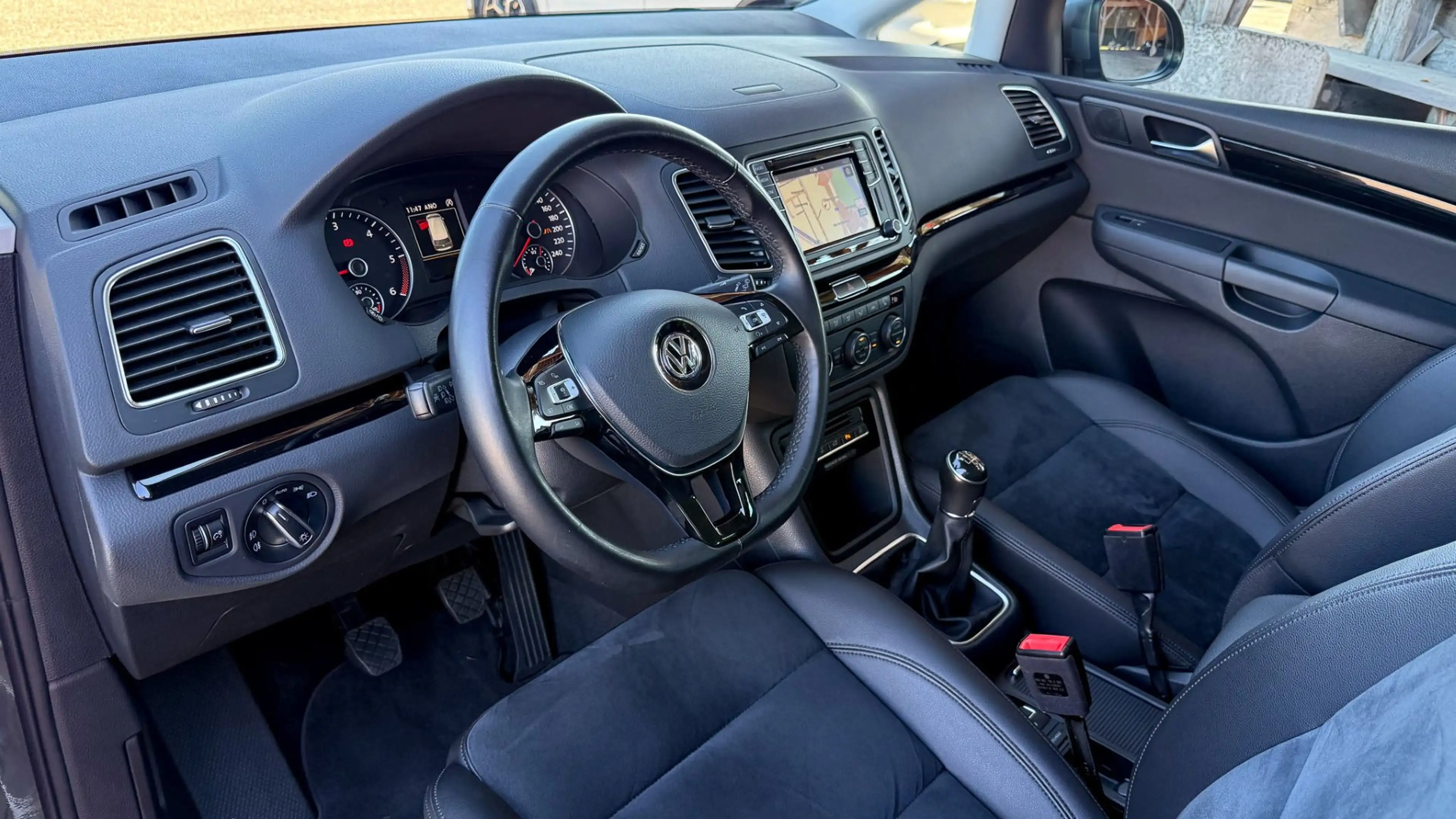 Volkswagen Sharan Business+ SCR 2,0 TDI — photo 8
