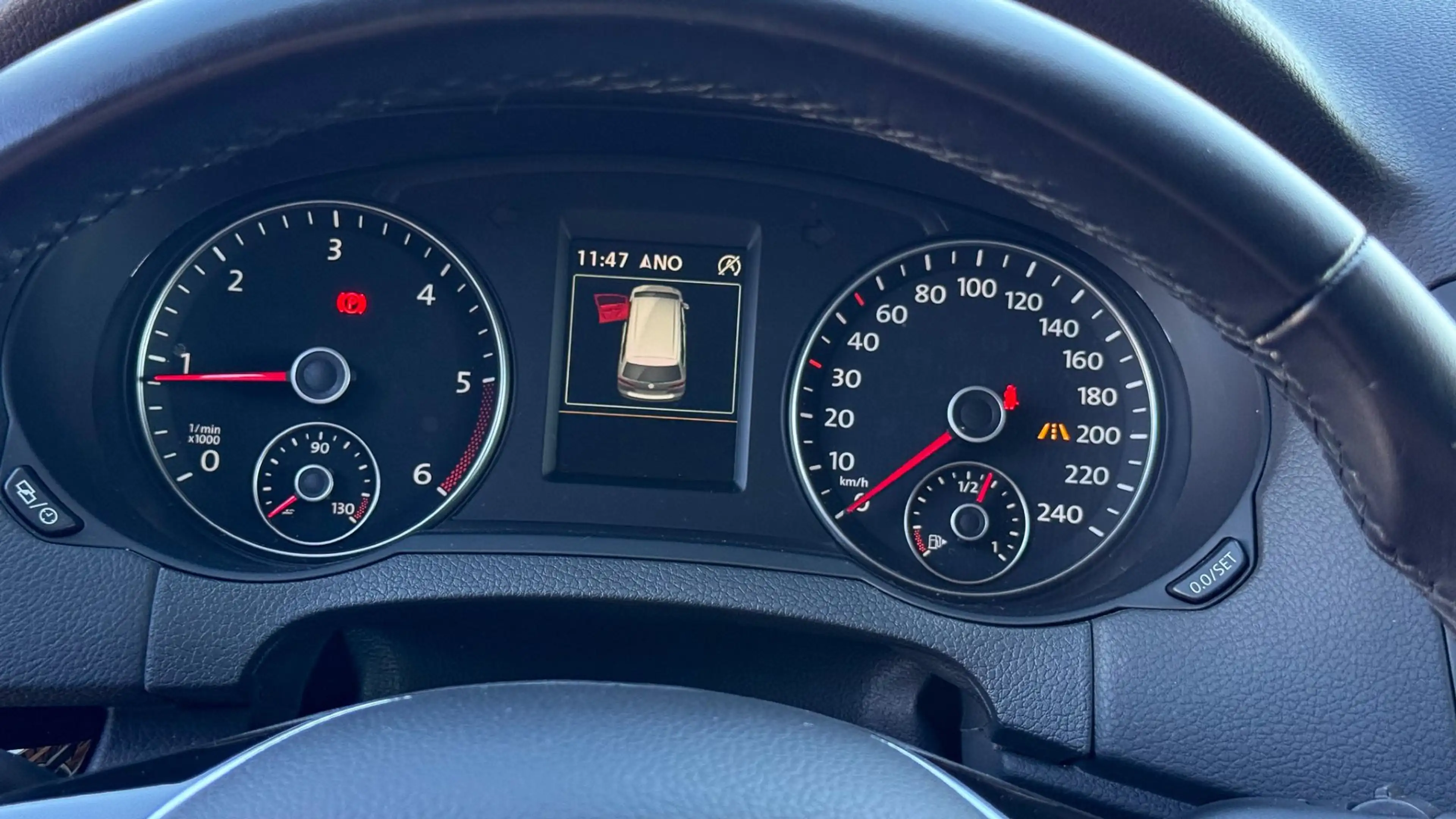 Volkswagen Sharan Business+ SCR 2,0 TDI — photo 10