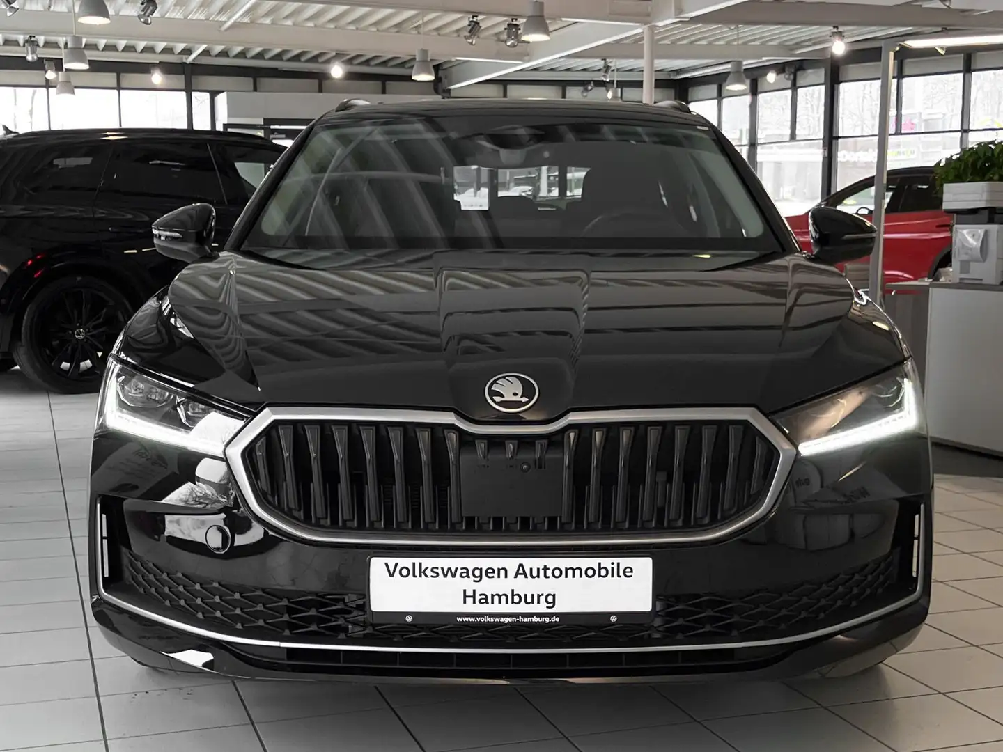Skoda Superb 1.5 TSI iV Selection Schwarz - 2
