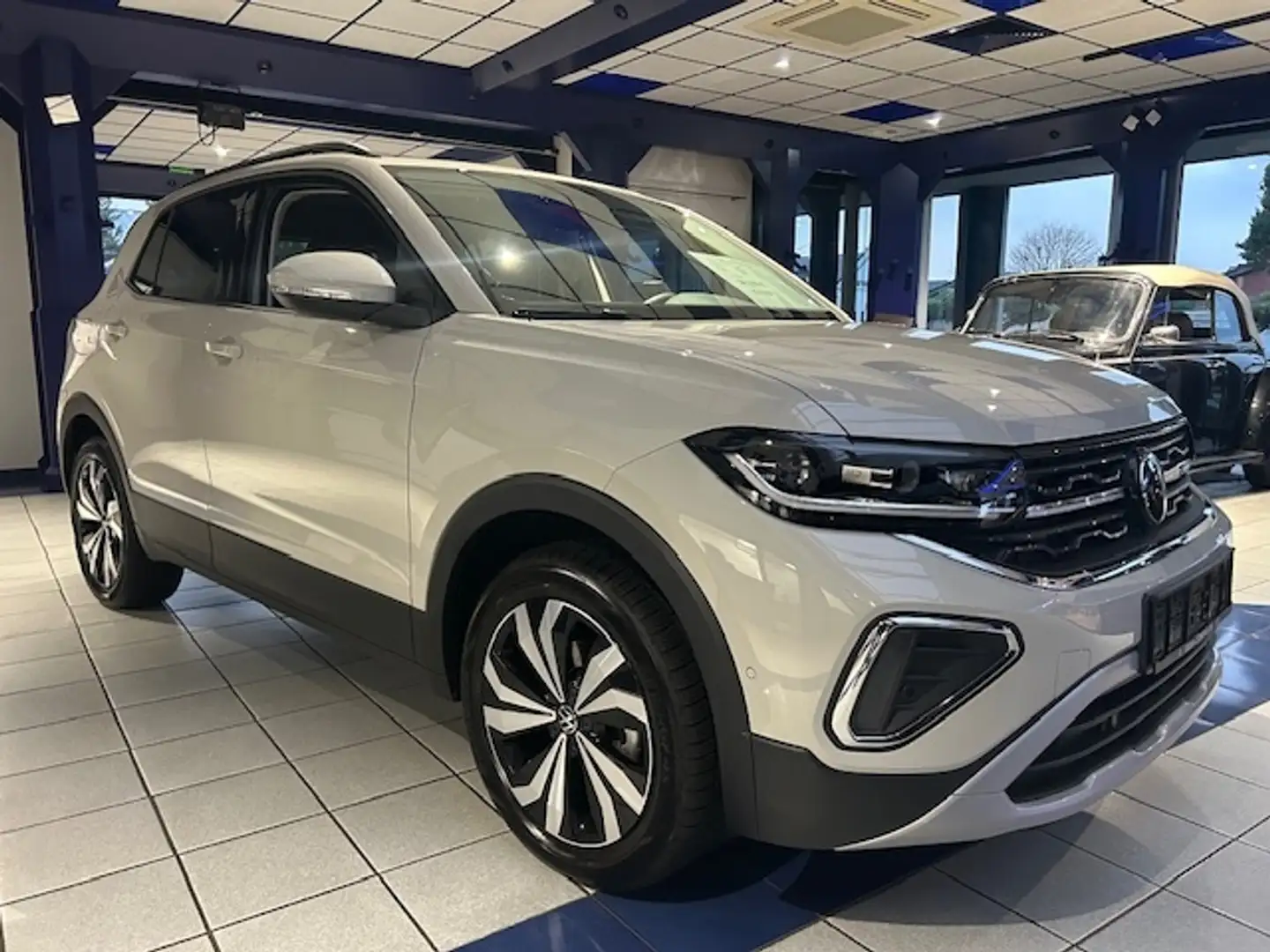 Volkswagen T-Cross TSI "Style", NP: 38.000 € Grau - 2