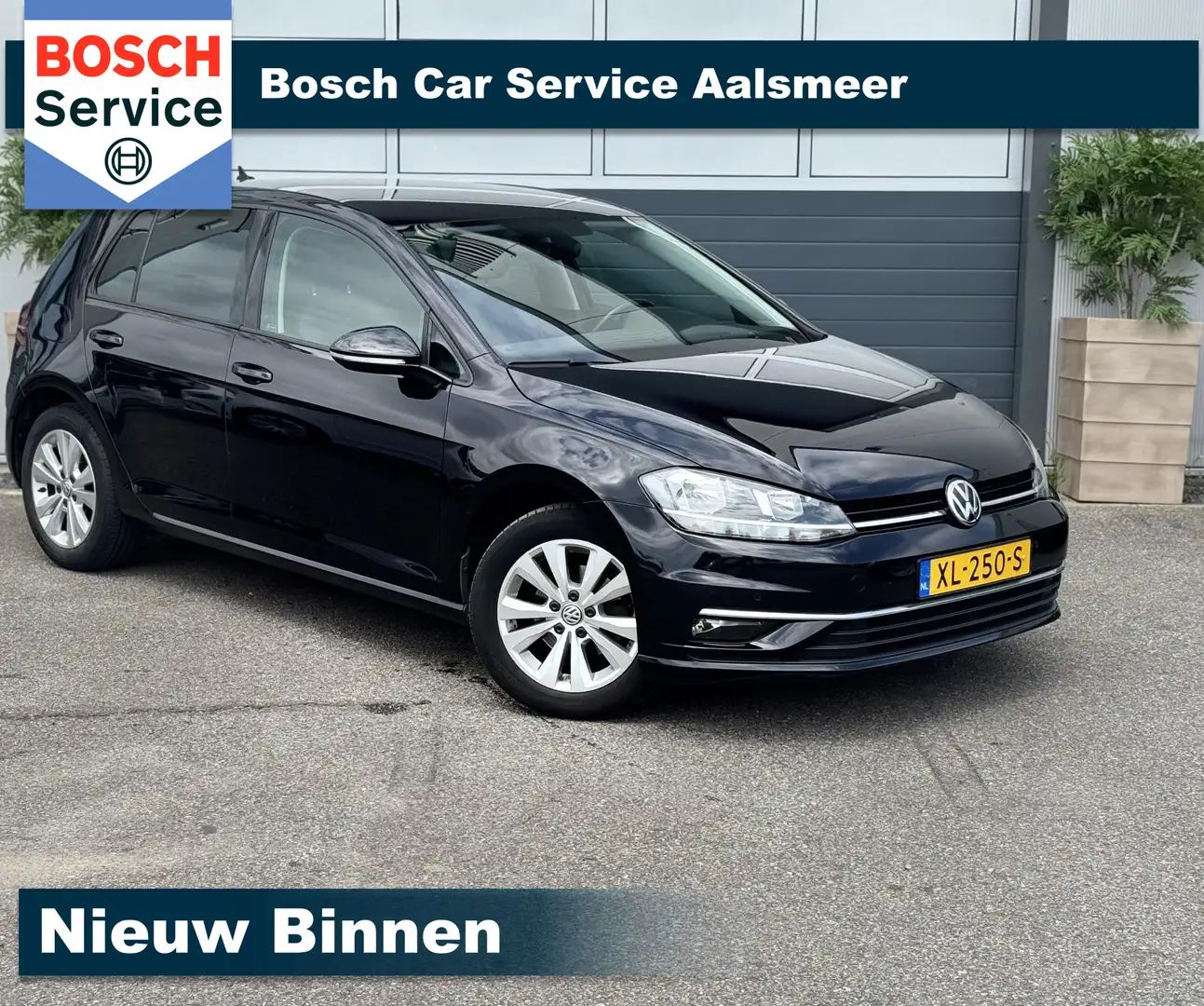 Volkswagen Golf 1.0 TSI Comfortline Business /NAP/ AIROC / GARANTI Zwart - 1