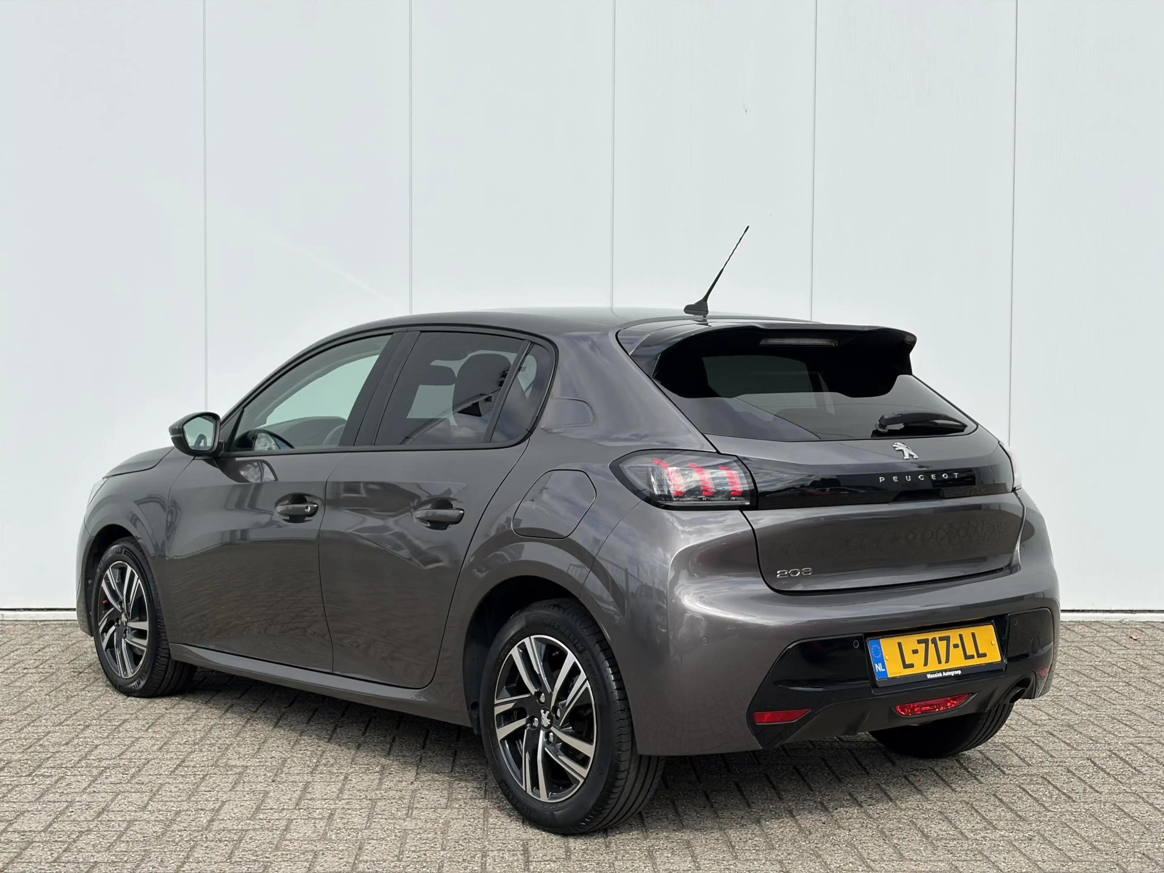 Peugeot 208 1.2 PureTech Allure | Navigatie | Parkeersensoren — photo 7