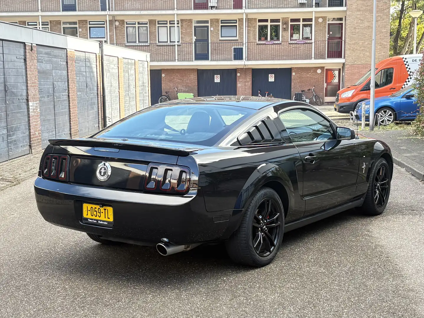 Ford Mustang 4.0 V6 Fekete - 2
