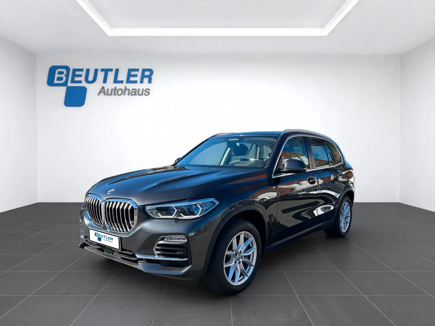 BMW X5 40d 19" HUD PAN DAP PAP h/k AHK SCA 4SH Laser Grau - 1