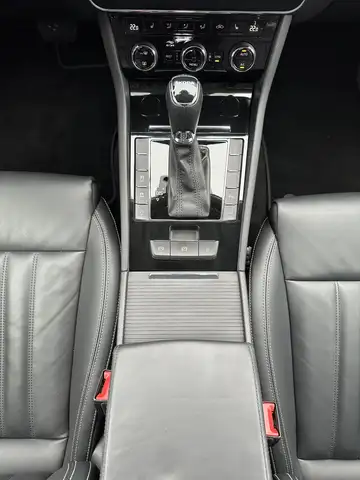 Skoda Superb view 13