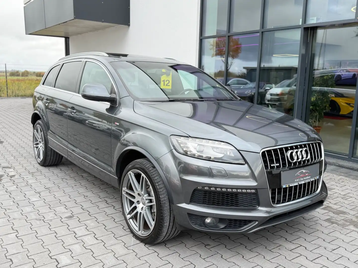 Audi Q7 3.0 TDI quattro S Line Pano Navi Xenon 7 Sitz Grau - 2