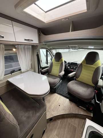 Imagine Pössl Roadcruiser Citroen 140 PS