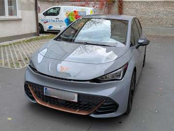 Born 58kWh e-Boost