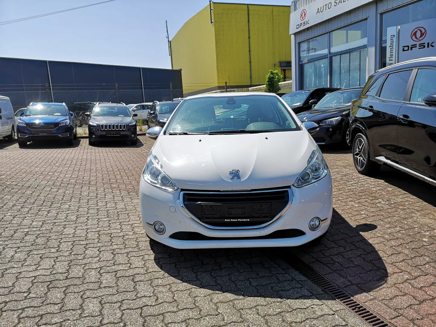 Peugeot 208 Allure* Klimaanlage*Teilleder*TÜV 03.2027 Weiß - 2