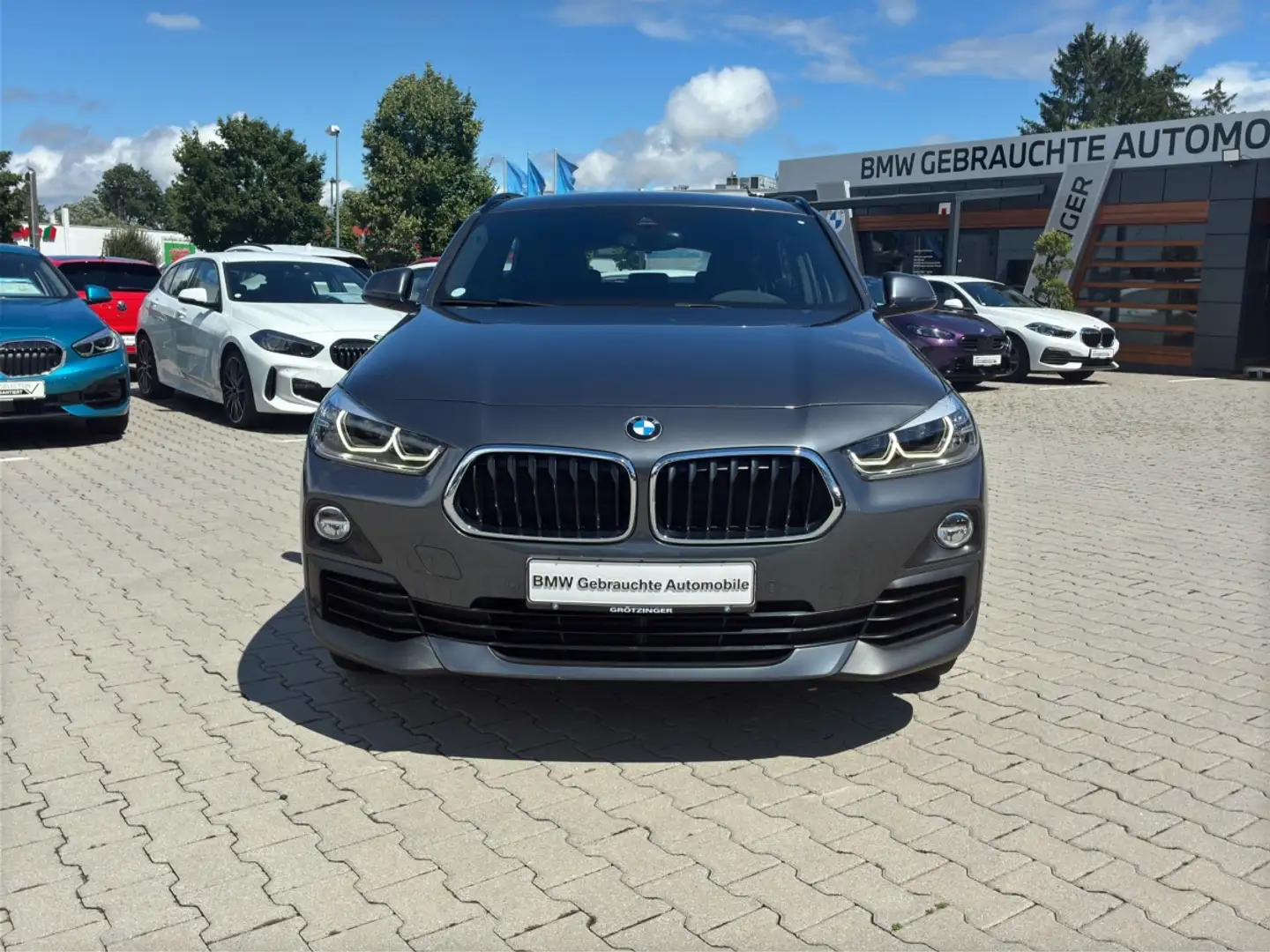 BMW X2 sDrive18i LED+Navi+SHZ+PDC+GRA+HUD+ParkAss Gris - 2
