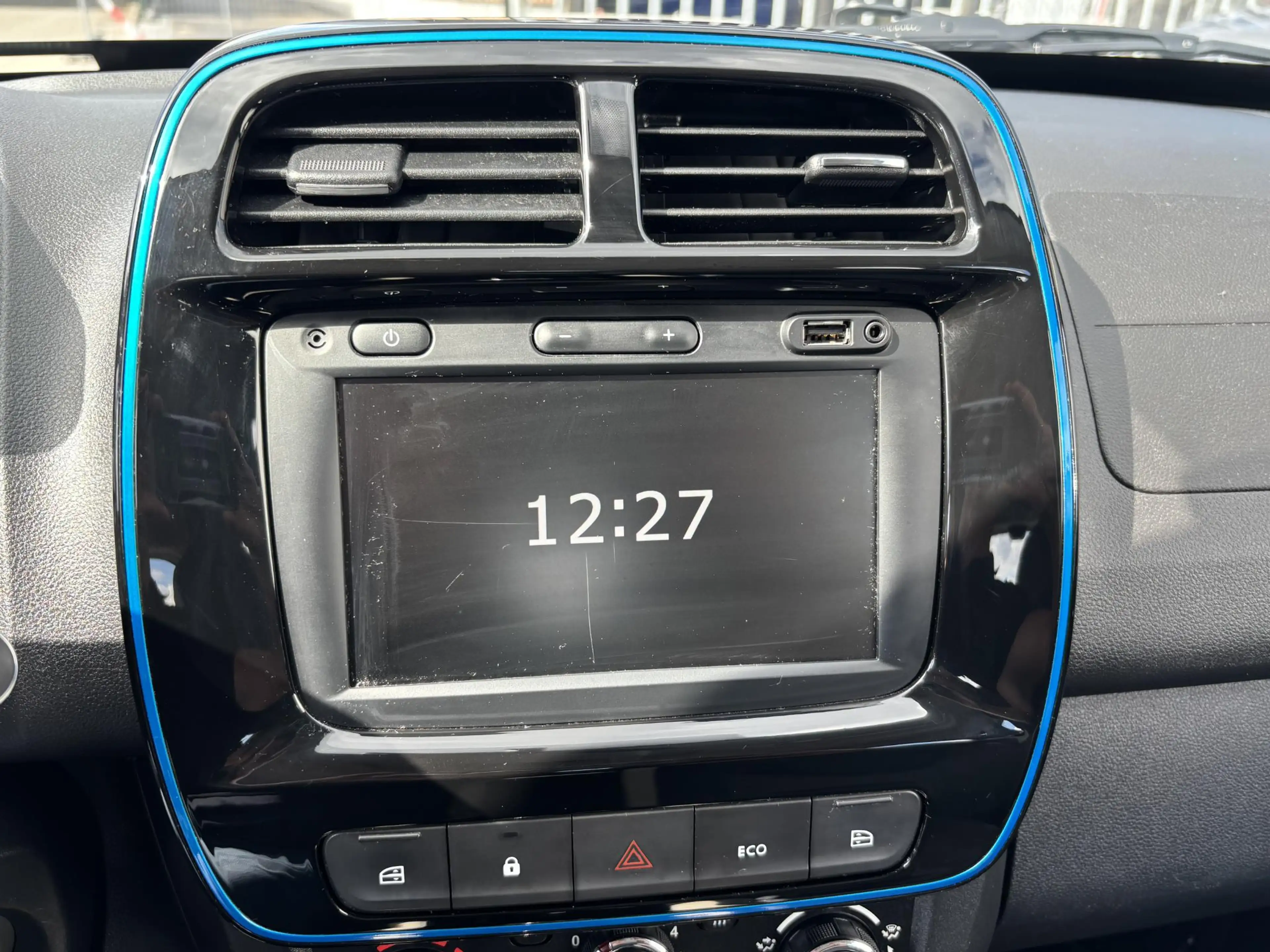 Dacia Spring Comfort Plus (Orange Pack) 27 kWh | Rijklaar incl — photo 16