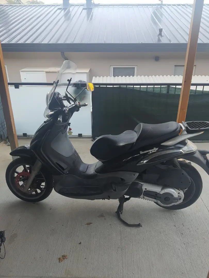 Piaggio Beverly 500 Zwart - 1