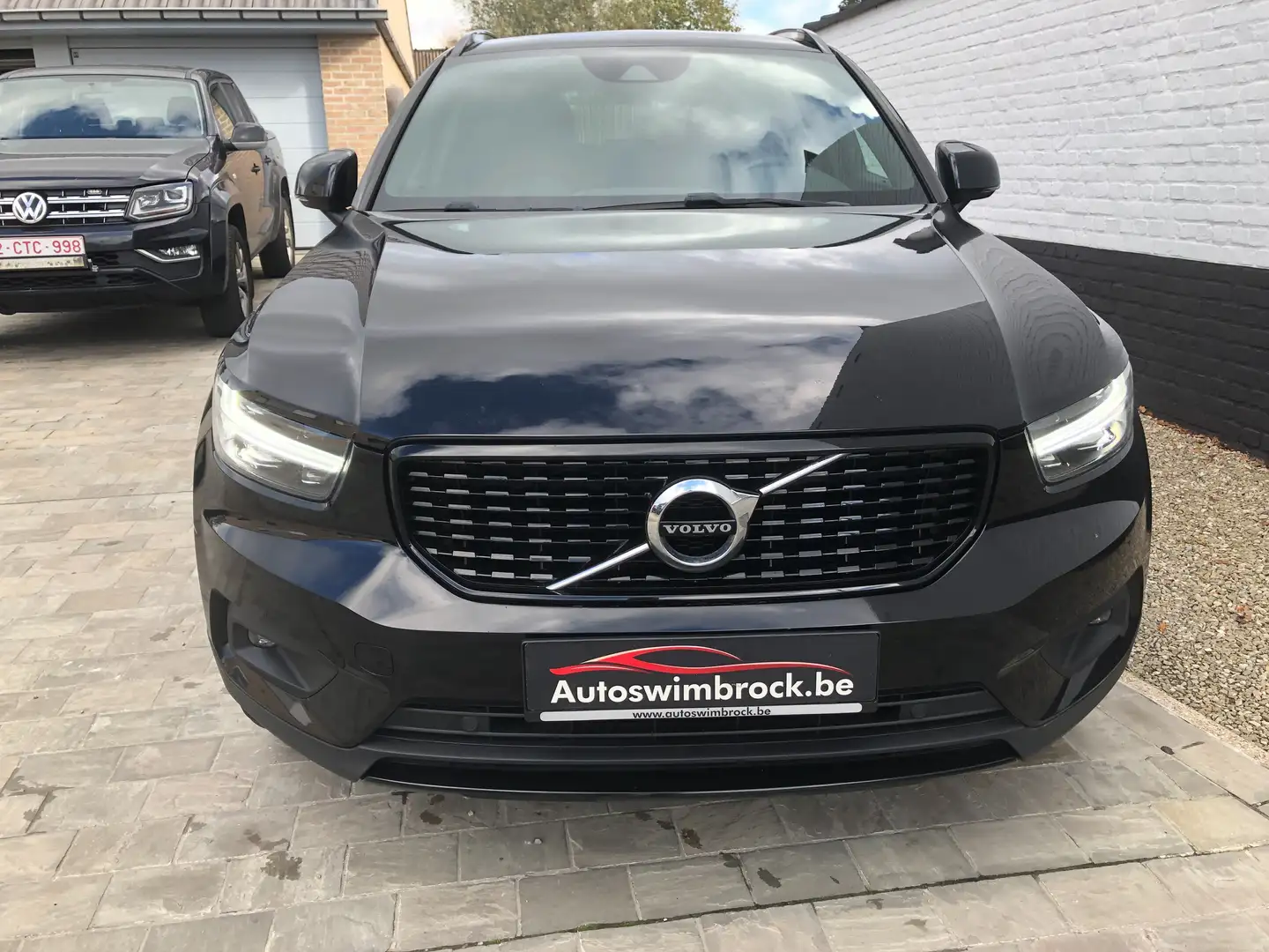 Volvo XC40 R-design Zwart - 2