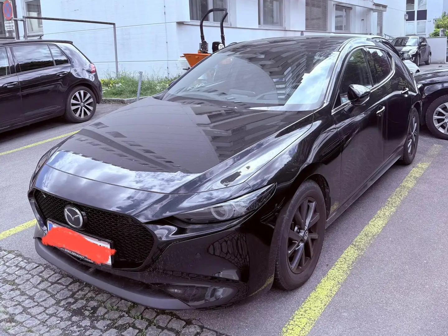 Mazda 3 Mazda 3 Skyactiv-G122 Comfort /SO/PR/ST/TE Comfort /SO/PR/ST/TE Schwarz - 1