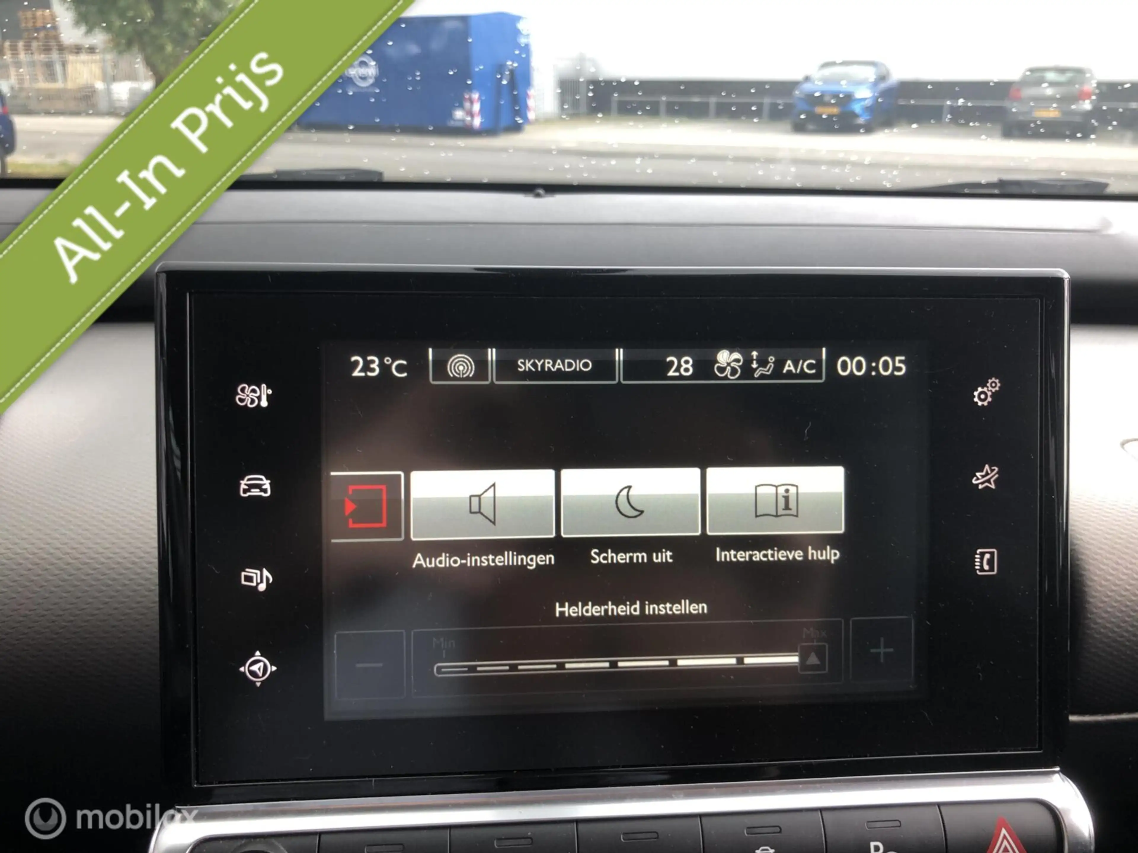 Citroen C4 Cactus 1.2 PureTech Business — photo 13