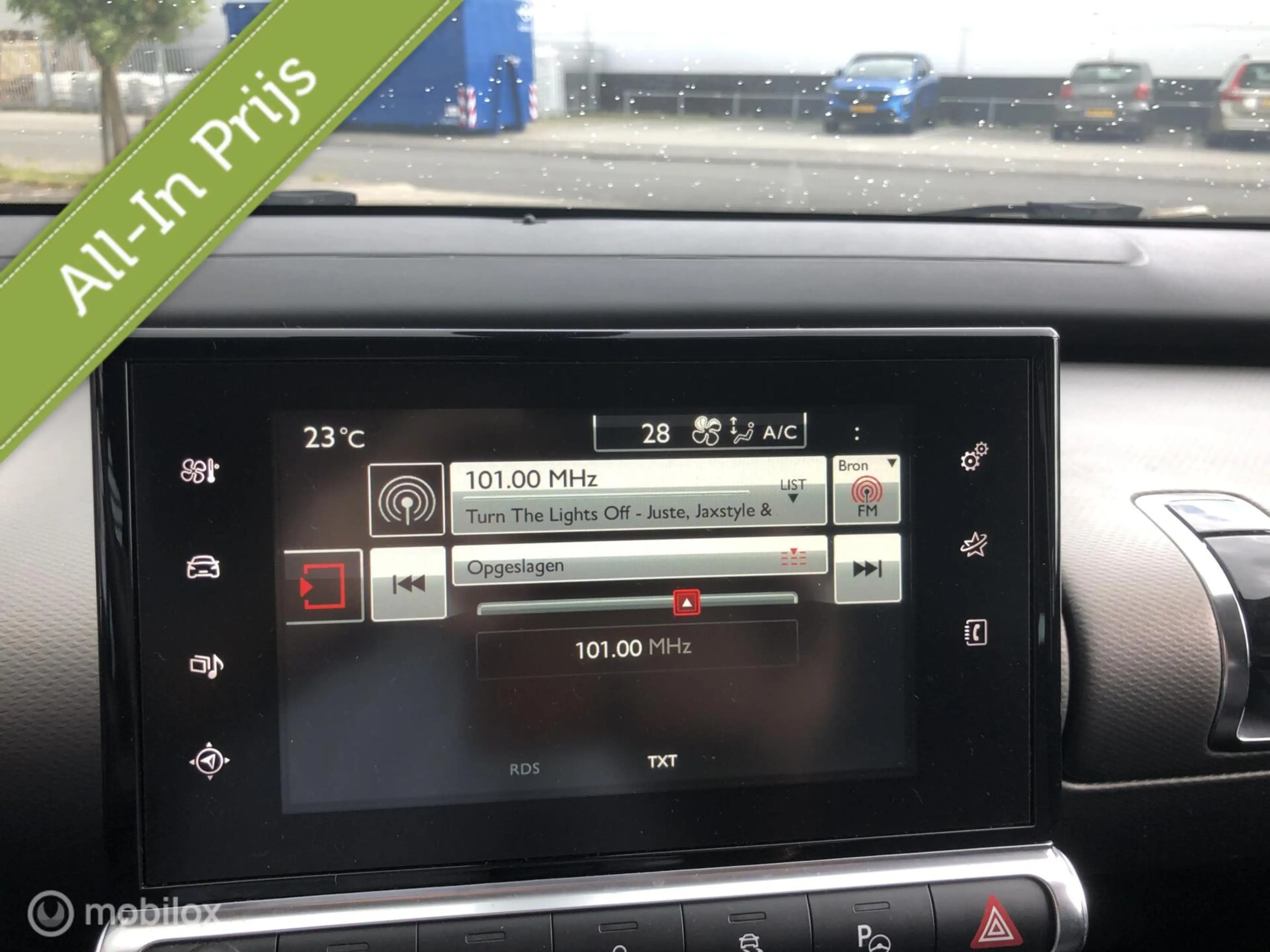 Citroen C4 Cactus 1.2 PureTech Business — photo 15
