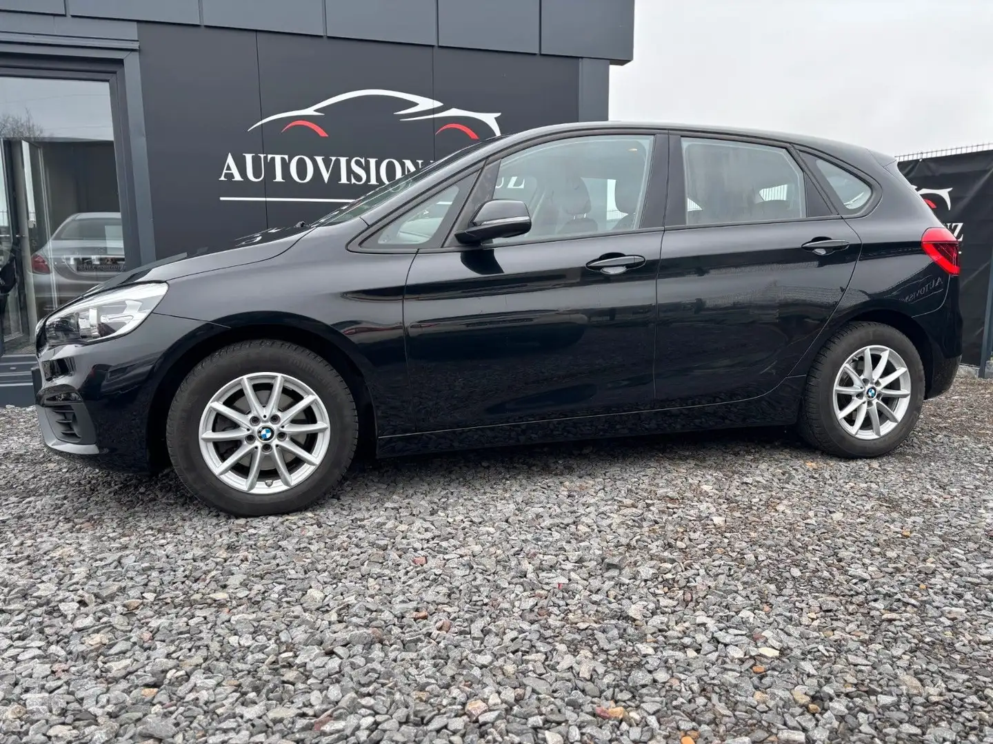 BMW 216 Baureihe 2 Active Tourer 216 d Negro - 2