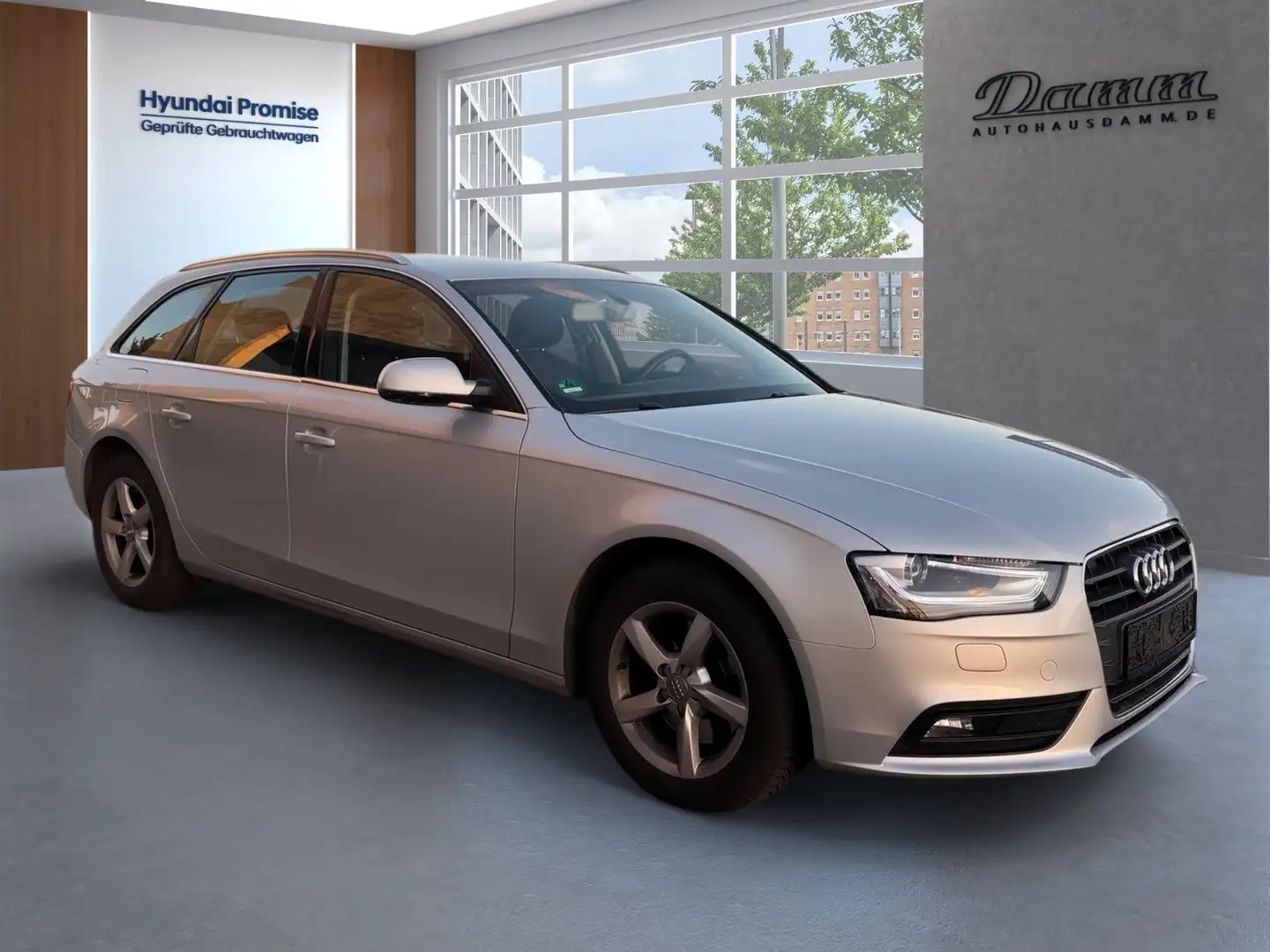 Audi A4 Avant Ambiente Argent - 2