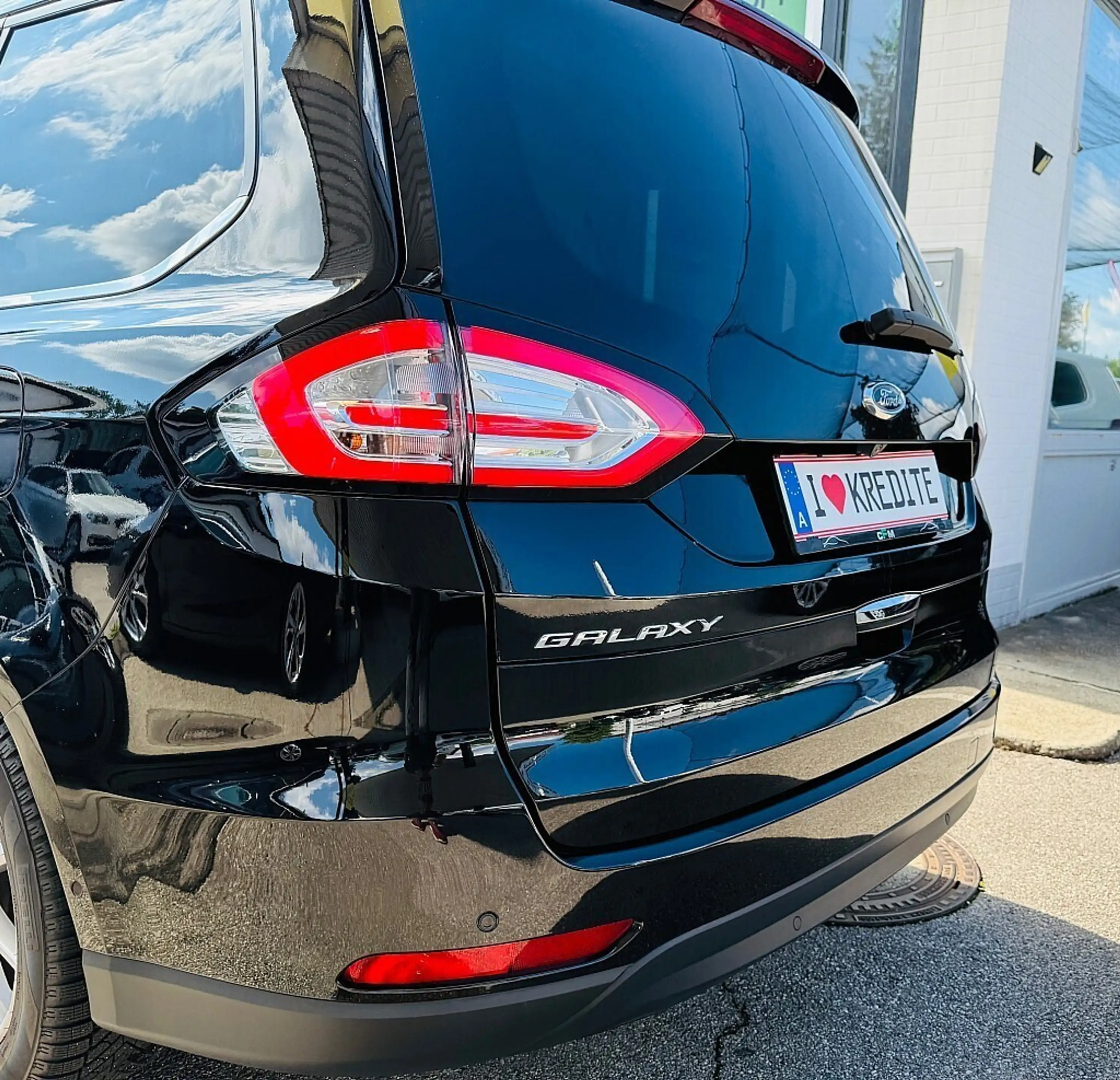 Ford Galaxy 2,0 EcoBlue SCR Titanium Aut. — photo 5