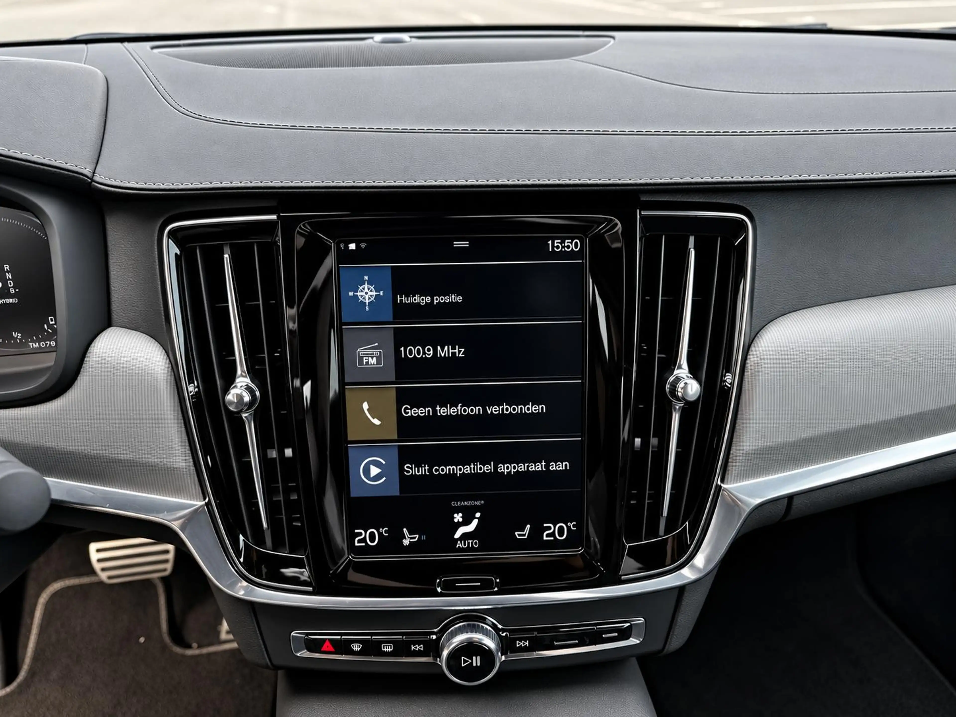 Volvo S90 2.0 T8 AWD Inscription — photo 20