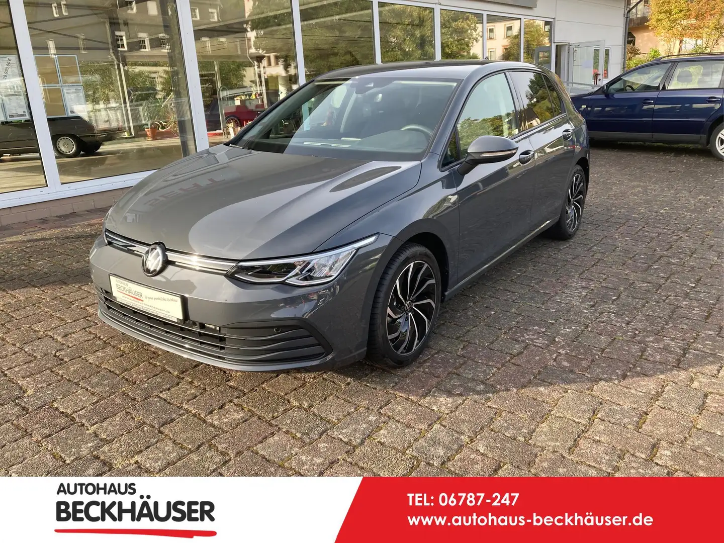 Volkswagen Golf VIII Life 1,5TSI - 17-Zoll, Navi, SHZ, Garantie... Grau - 1