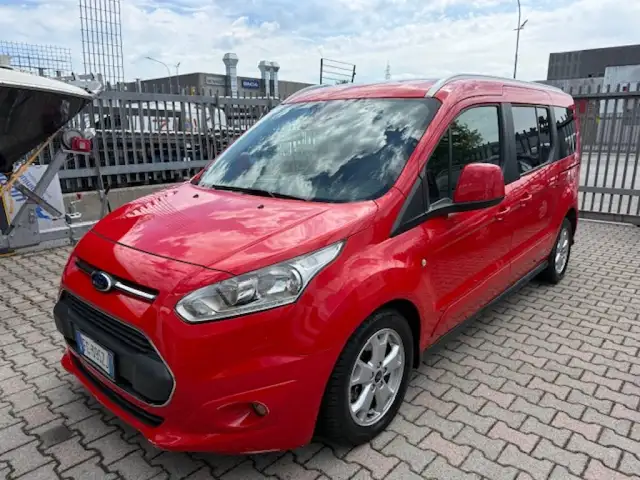 Ford Tourneo Connect 1.5 TDCi 120 CV Powershift Titanium