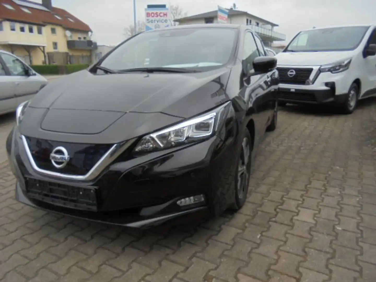 Nissan Leaf 40 kWh N-Connecta Noir - 1