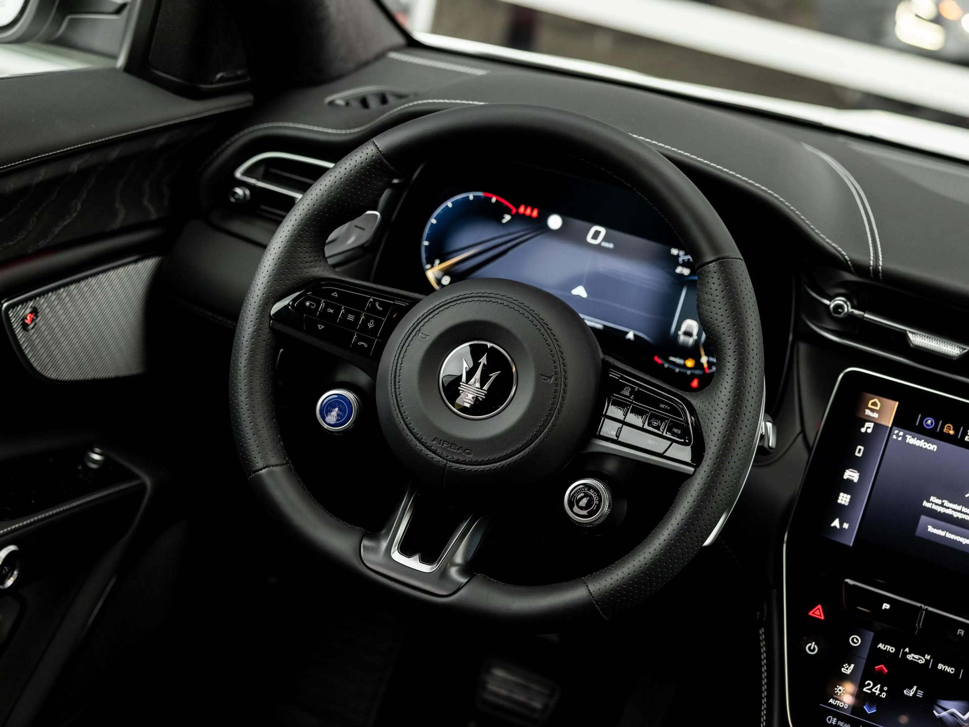 Maserati Grecale 2.0 MHEV Base | 300pk | 360 Surround camera | Q4 a — photo 15