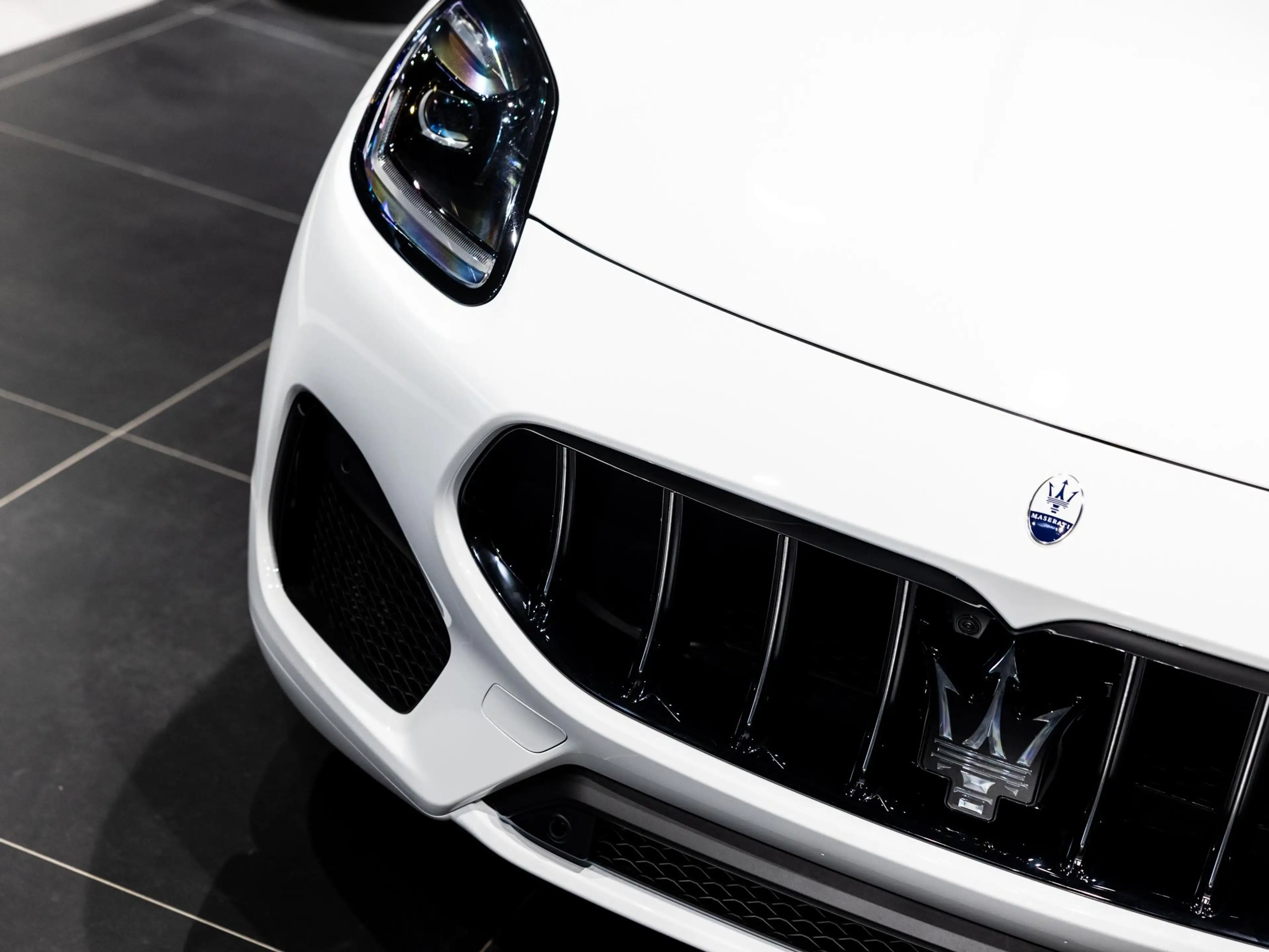 Maserati Grecale 2.0 MHEV Base | 300pk | 360 Surround camera | Q4 a — photo 8