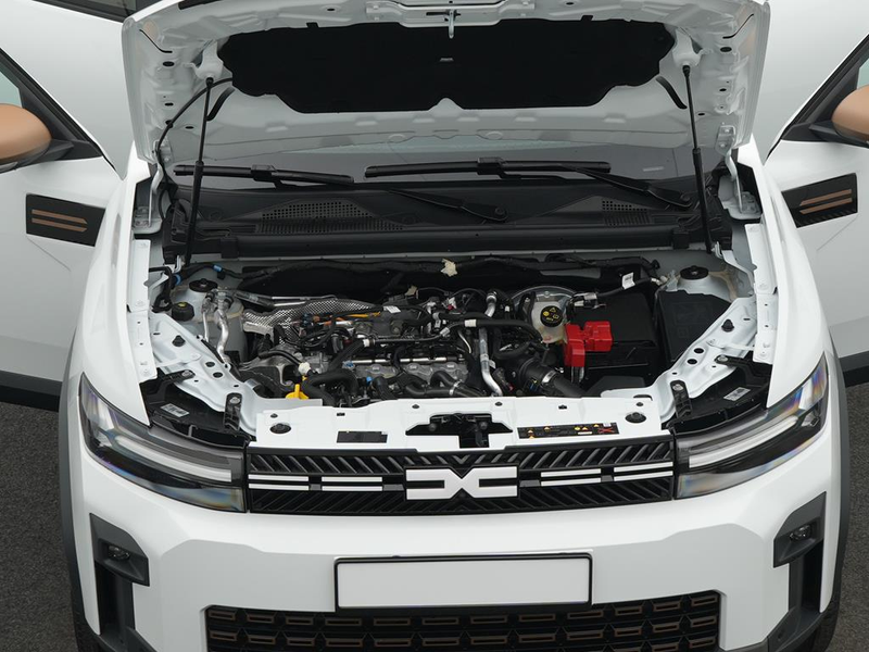 Dacia Bigster Extreme Mild Hybrid 140 — photo 5