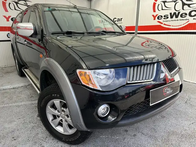 Mitsubishi L200 2.5DI-D Double Cab Intense