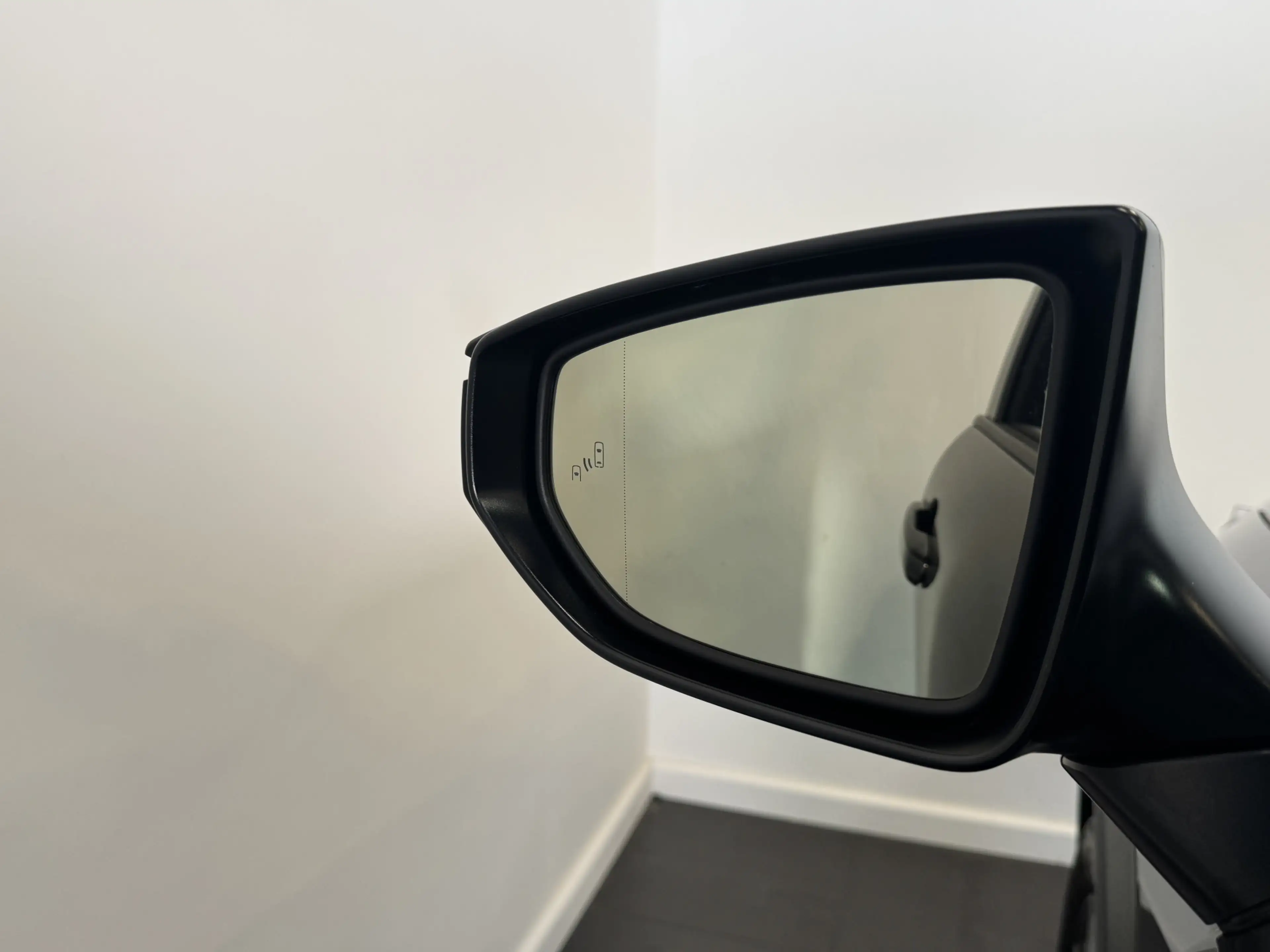Lexus LBX Emotion 2WD | Stoelverwarming | Elektrische achter — photo 11